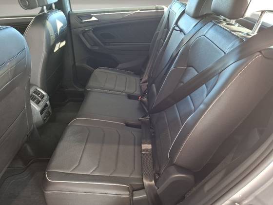 VOLKSWAGEN TIGUAN 2.0 300 TSI GASOLINA ALLSPACE R-LINE AUTOMÁTICO